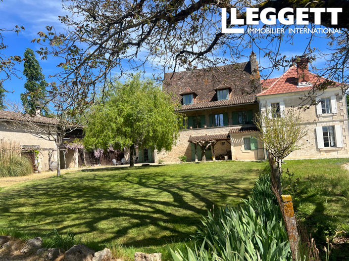 Image No.10-12 Bed House for sale