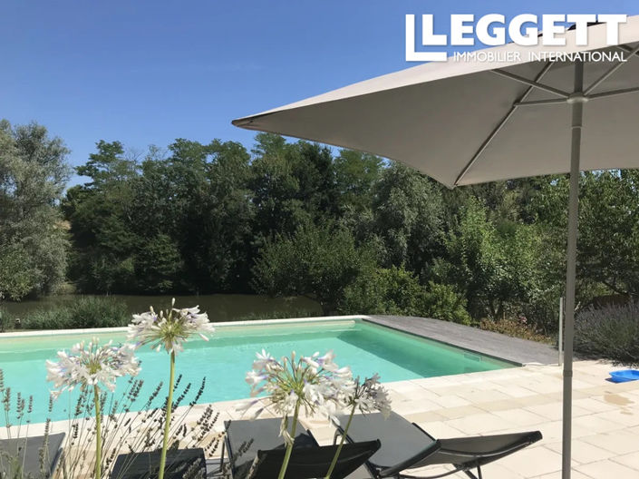 Image No.4-12 Bed House for sale