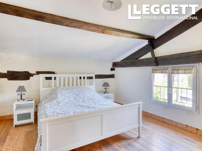 Image No.6-12 Bed House for sale