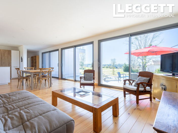 Image No.2-3 Bed House for sale