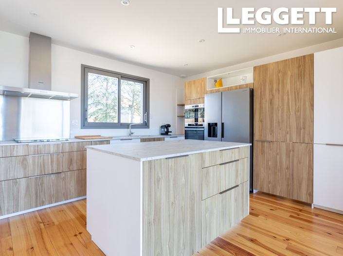 Image No.3-3 Bed House for sale