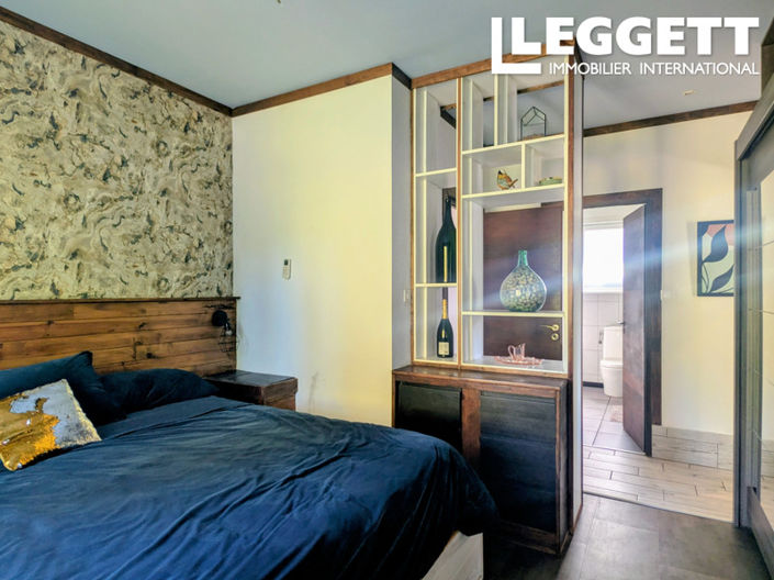 Image No.7-1 Bed Land for sale