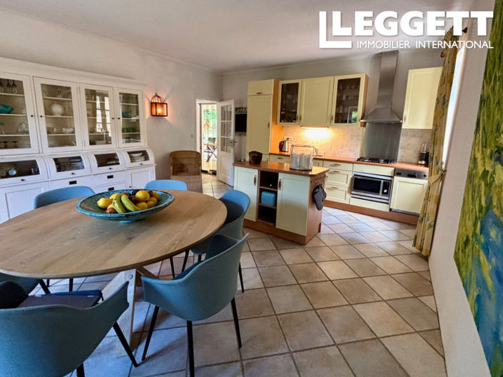 Image No.9-3 Bed House for sale