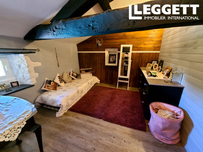 Image No.9-3 Bed House for sale