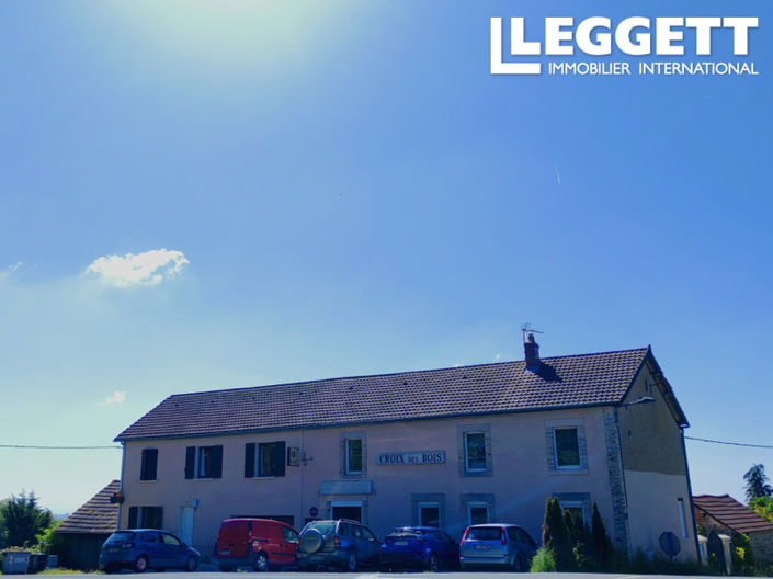 Image No.1-8 Bed Commercial for sale