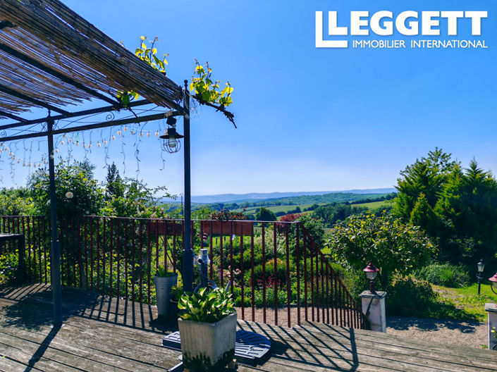 Image No.3-Commercial de 8 chambres à vendre à Lalizolle