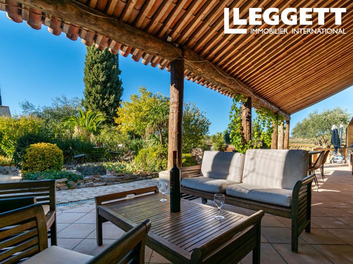 Image No.10-8 Bed House for sale