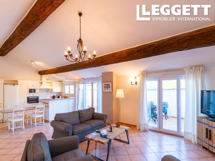 Image No.5-8 Bed House for sale