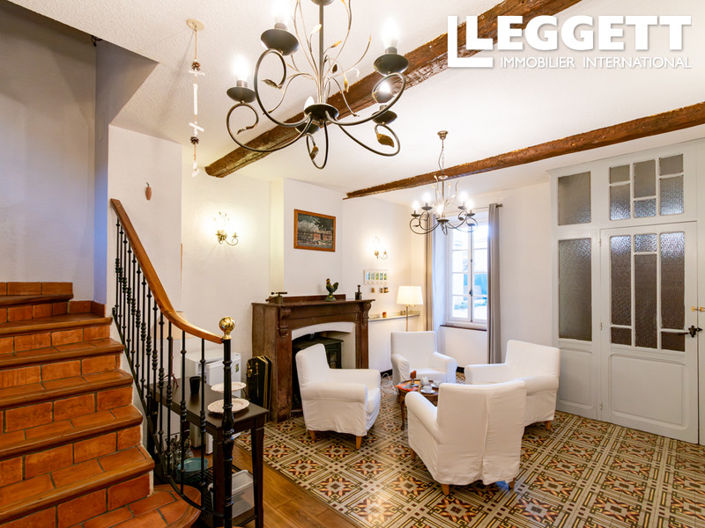 Image No.7-8 Bed House for sale