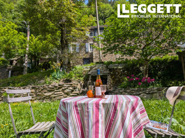 1 - Lacaze, House