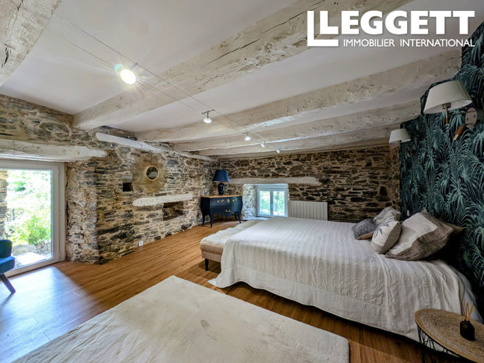 Image No.4-4 Bed House for sale