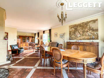 ahr0chm6ly9jzg4uagvzdglhlmltbw8vaw1hz2uvvevom