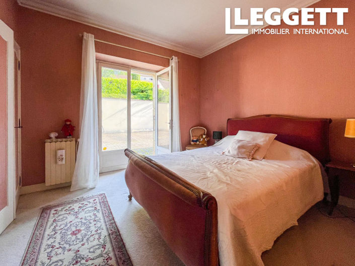 Image No.6-3 Bed House for sale