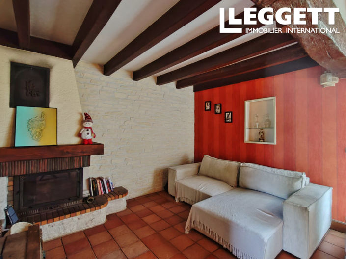 Image No.3-3 Bed House for sale