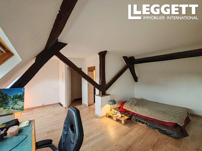 Image No.6-3 Bed House for sale