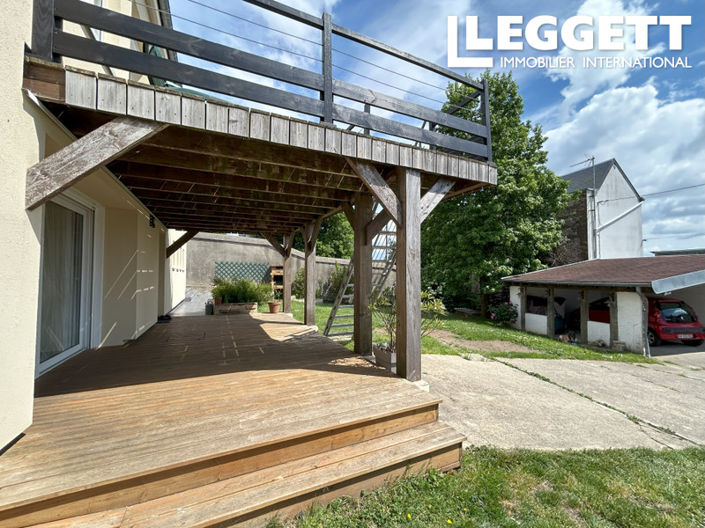 Image No.9-6 Bed House for sale