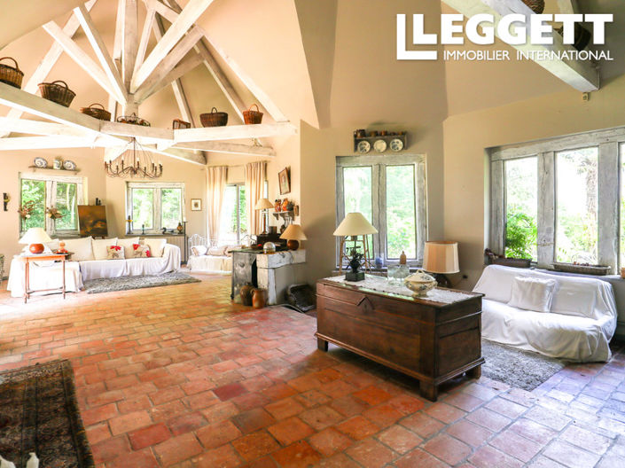 Image No.5-4 Bed House for sale