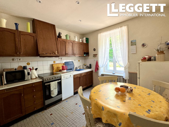 Image No.6-5 Bed House for sale