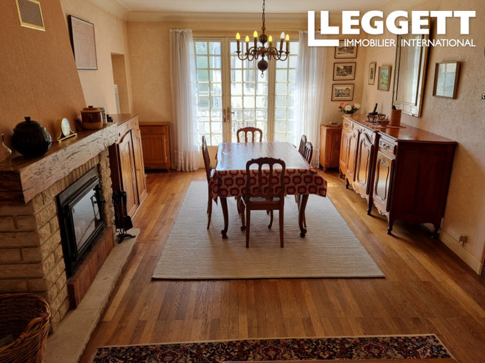 Image No.4-2 Bed House for sale