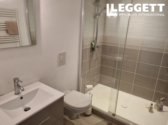 Image No.9-2 Bed House for sale