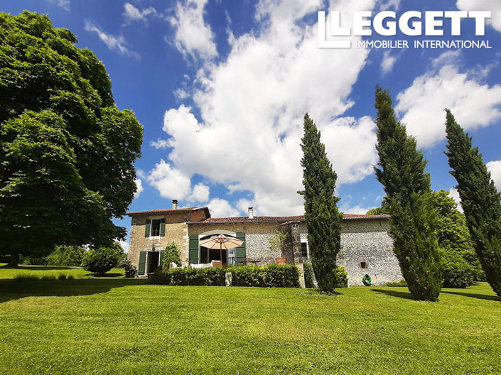 Image No.1-5 Bed House for sale