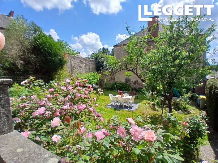 Image No.1-4 Bed House for sale