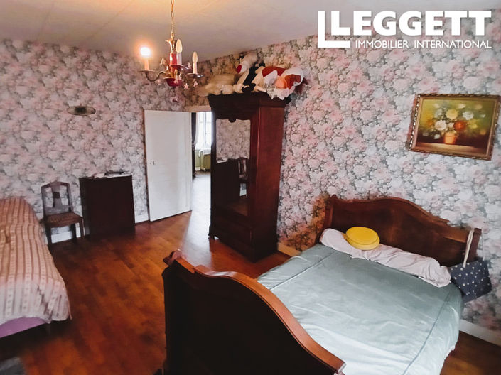 Image No.5-4 Bed House for sale