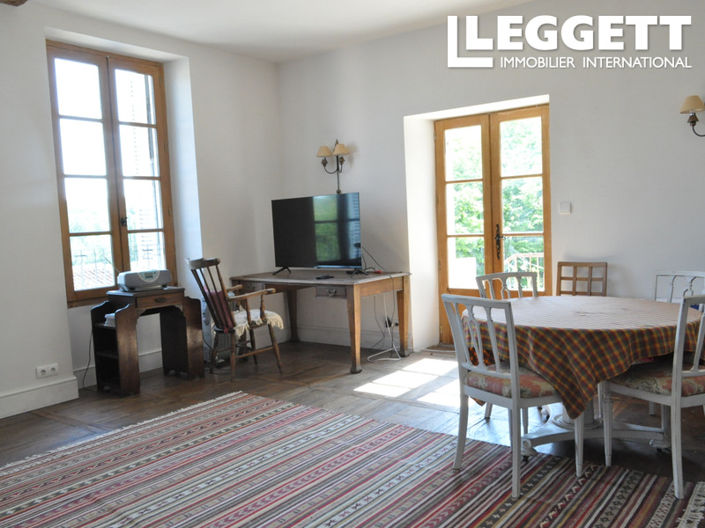 Image No.6-3 Bed House for sale