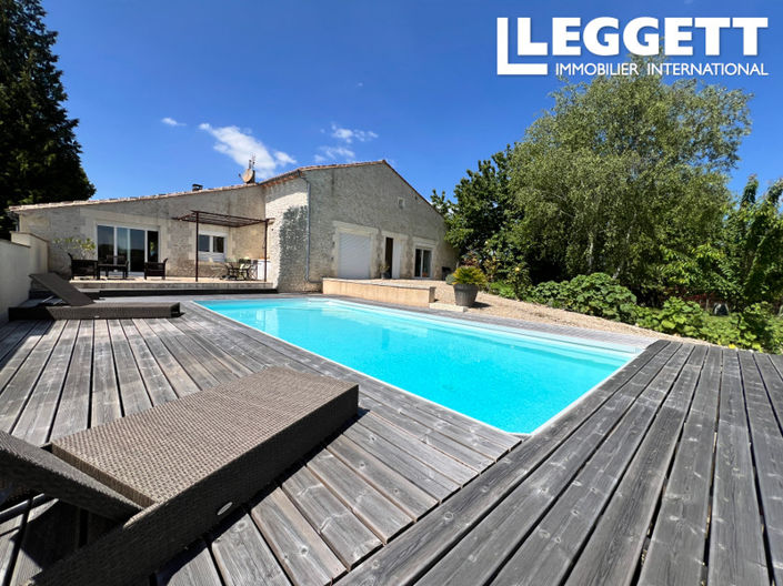 Image No.1-6 Bed House for sale