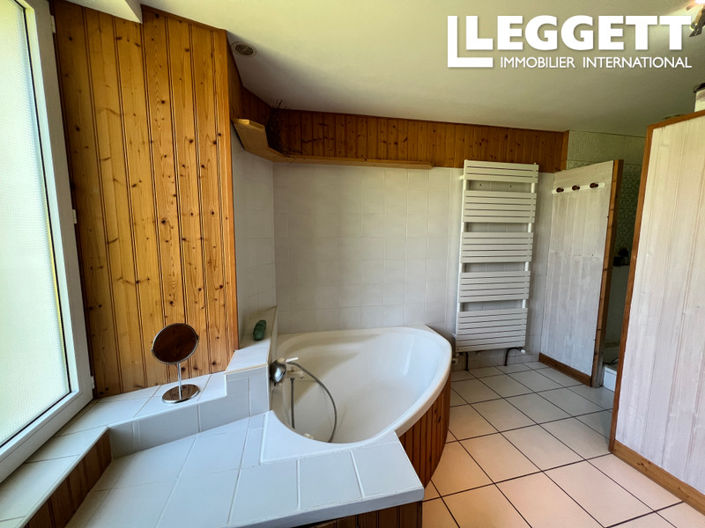 Image No.8-Maison de 6 chambres à vendre à Ronsenac