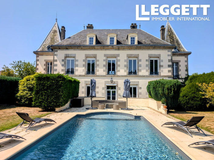 Image No.1-Châteaux de 8 chambres à vendre à Châlus