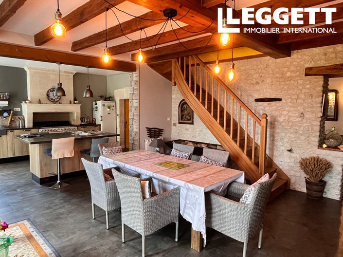 Image No.6-4 Bed House for sale