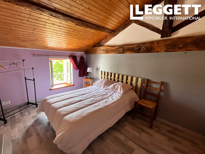 Image No.9-4 Bed House for sale