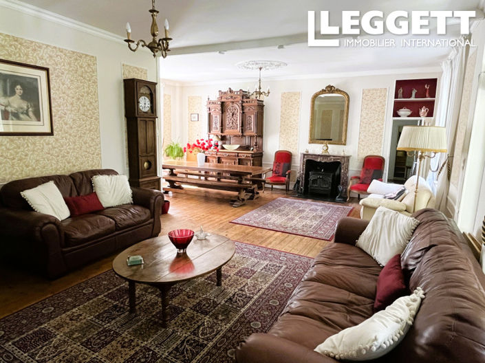 Image No.10-6 Bed House for sale