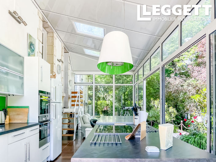 Image No.5-6 Bed House for sale