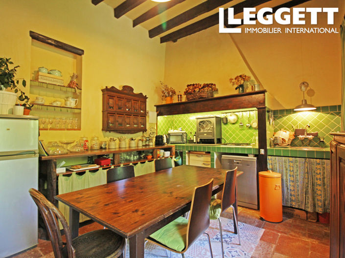 Image No.6-6 Bed House for sale