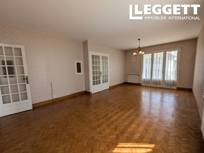 Image No.5-5 Bed House for sale