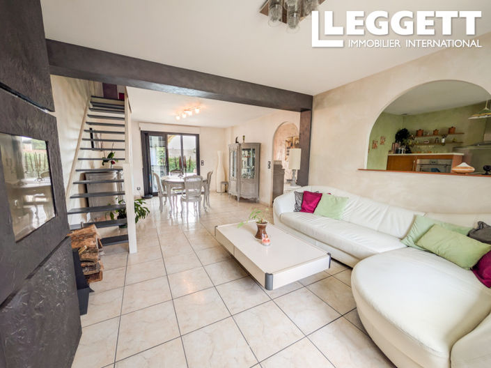 Image No.5-3 Bed House for sale