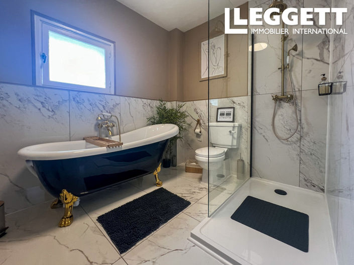 Image No.7-5 Bed House for sale