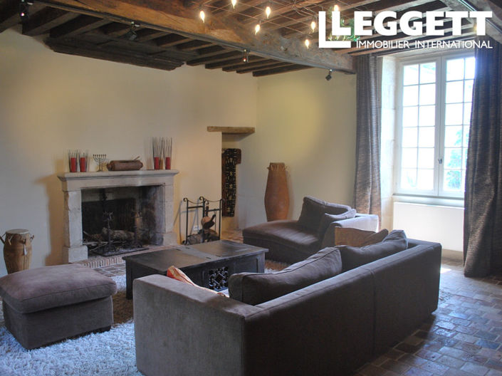 Image No.6-4 Bed House for sale