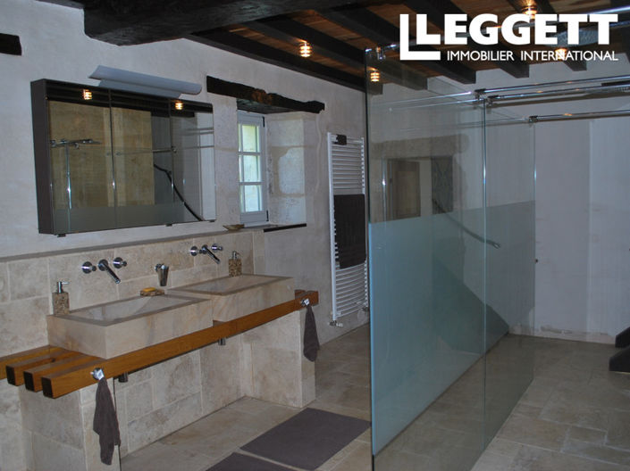 Image No.7-4 Bed House for sale