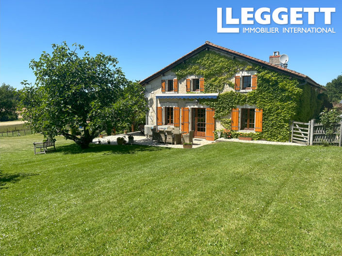 Image No.2-Maison de 4 chambres à vendre à Dordogne