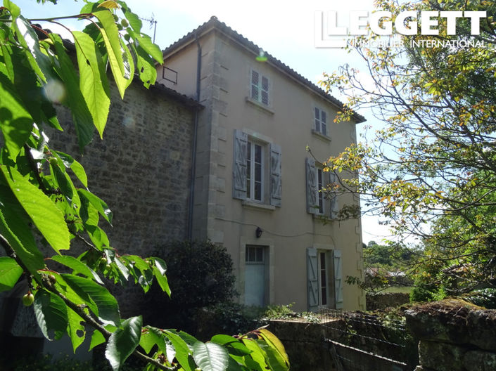 Image No.1-4 Bed House for sale