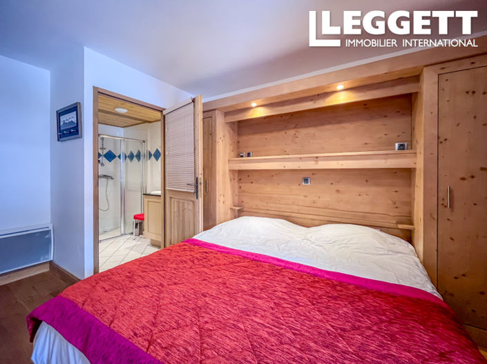 Image No.8-2 Bed Apartment for sale