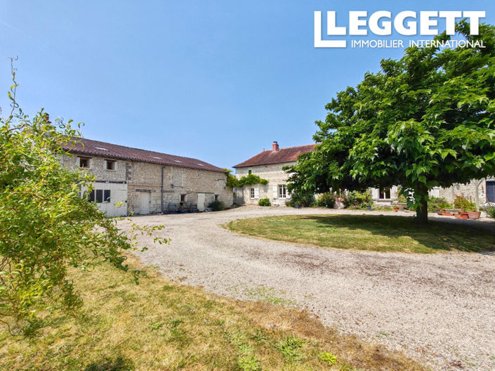 Image No.1-4 Bed House for sale
