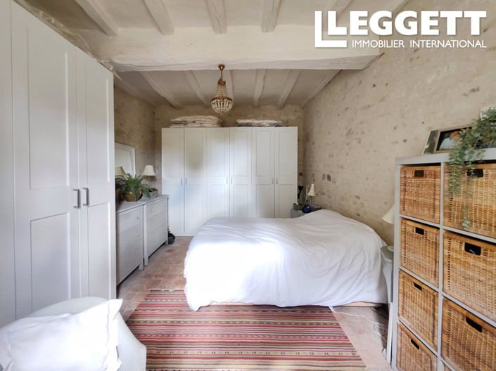 Image No.9-4 Bed House for sale