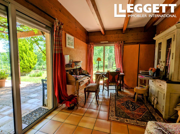 Image No.5-5 Bed House for sale