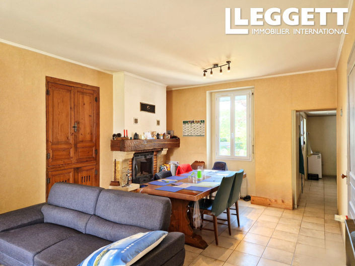 Image No.5-5 Bed House for sale