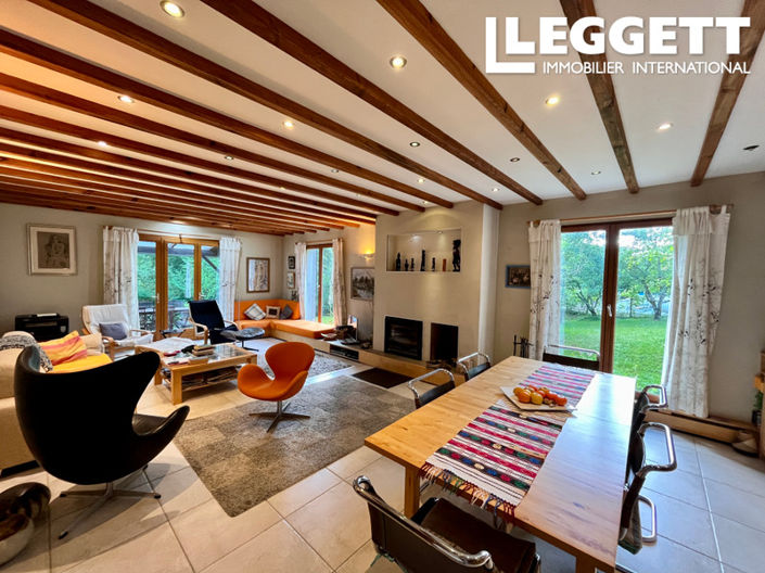 Image No.4-7 Bed House for sale