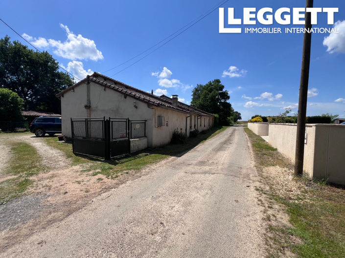 Image No.1-4 Bed House for sale